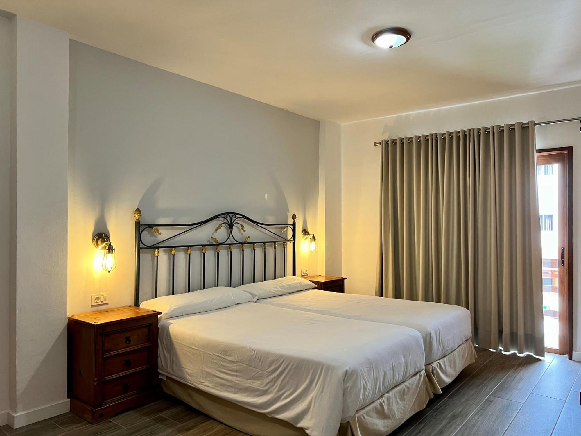 Apartamentos Frontera Luaran gambar